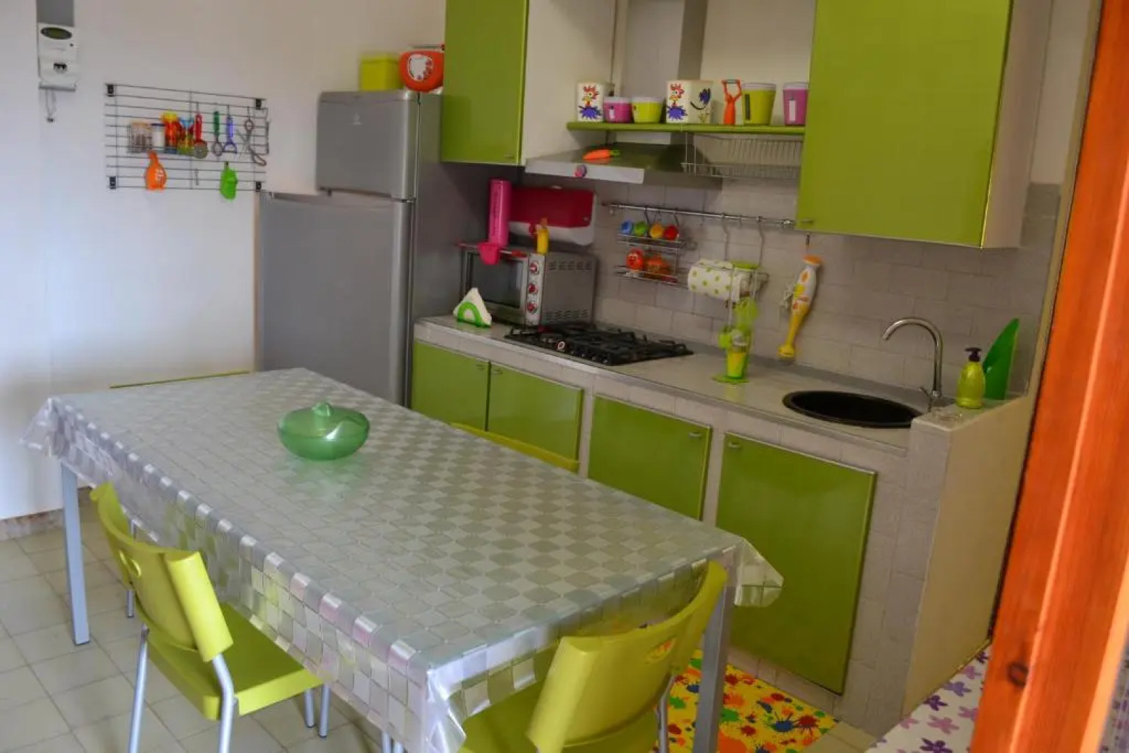 Mary&Kate's green house