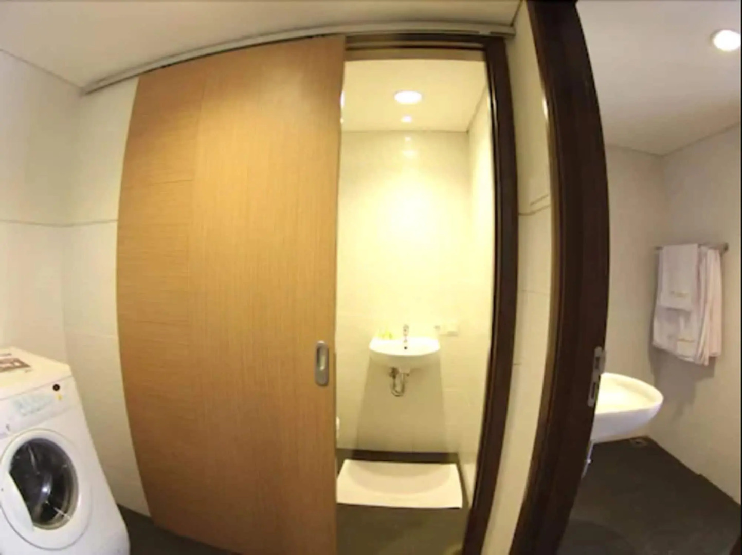 MG Suites Maven Semarang