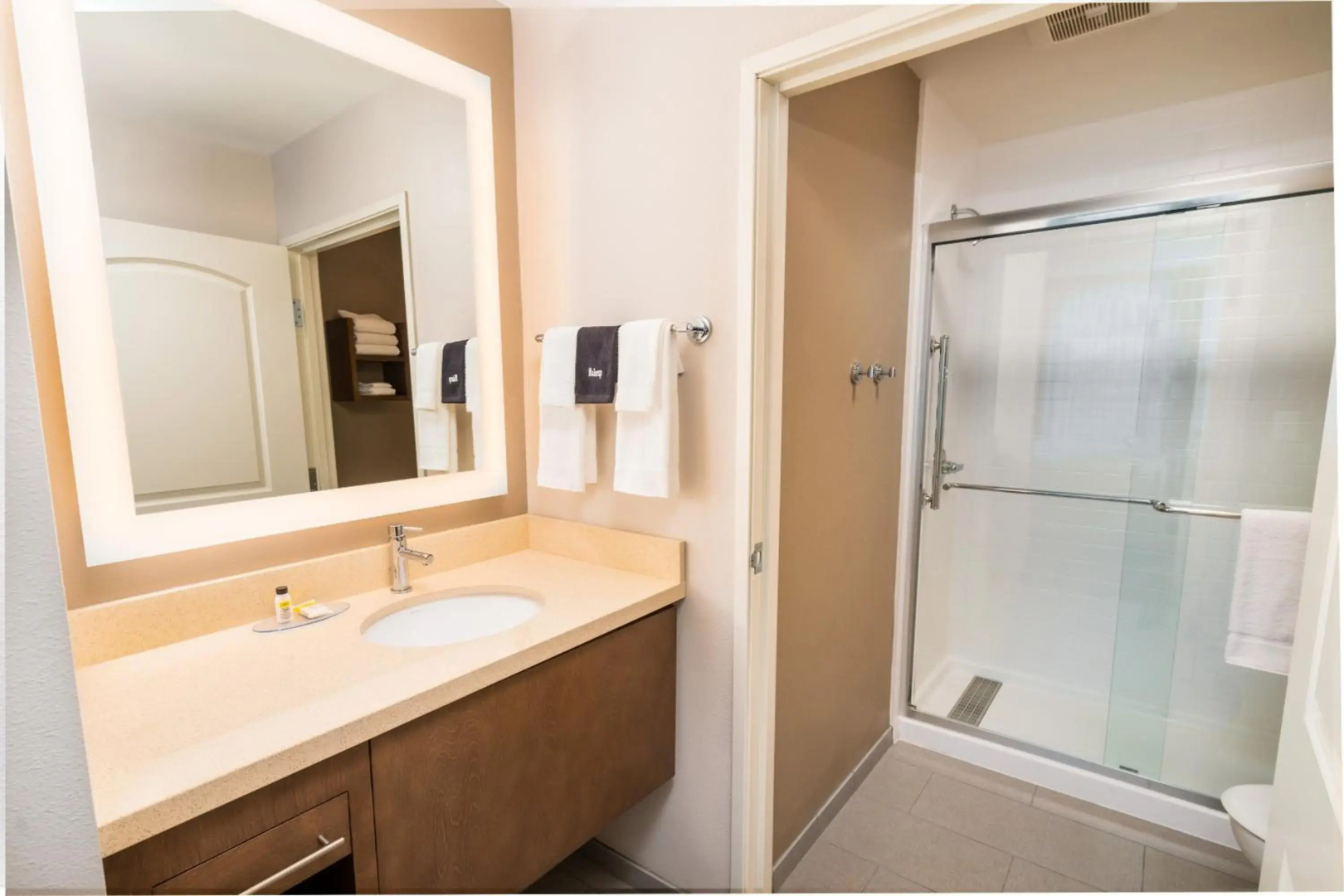 Staybridge Suites Coeur D'Alene by IHG