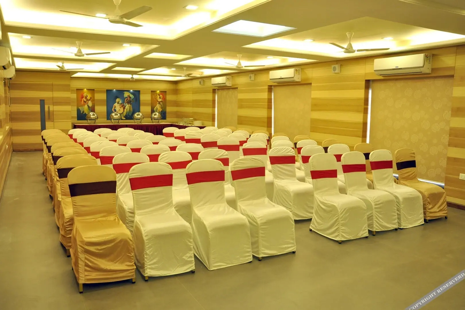 Lumbinis Grand Hotel