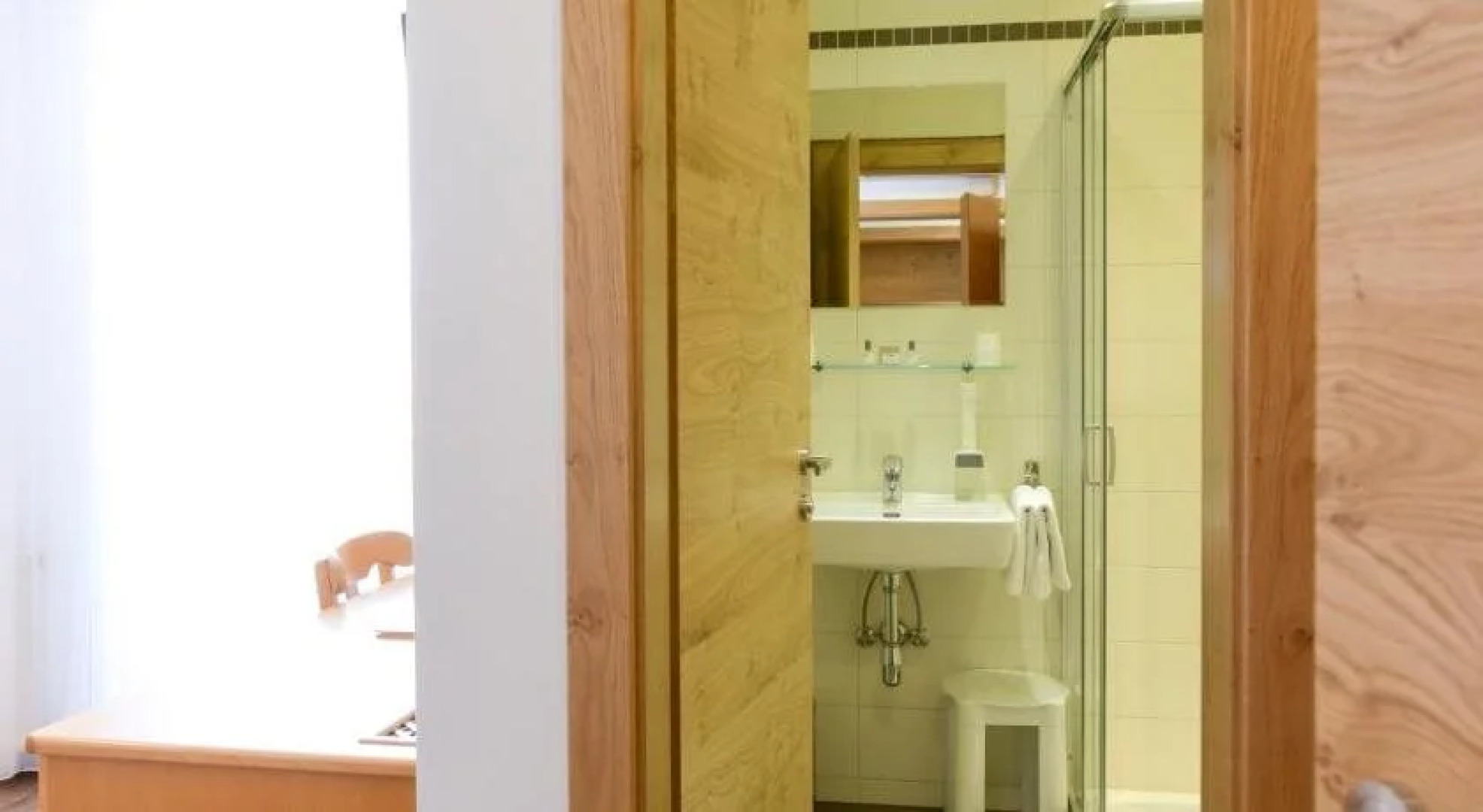 Weingut & Pension zum Seeblick Familie Sattler