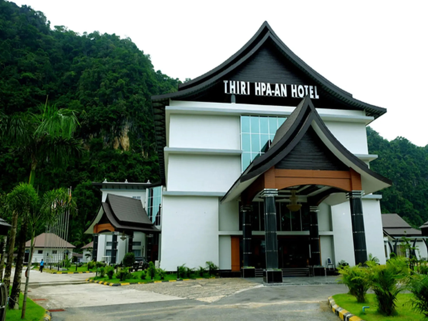 Thiri Hpa An Hotel
