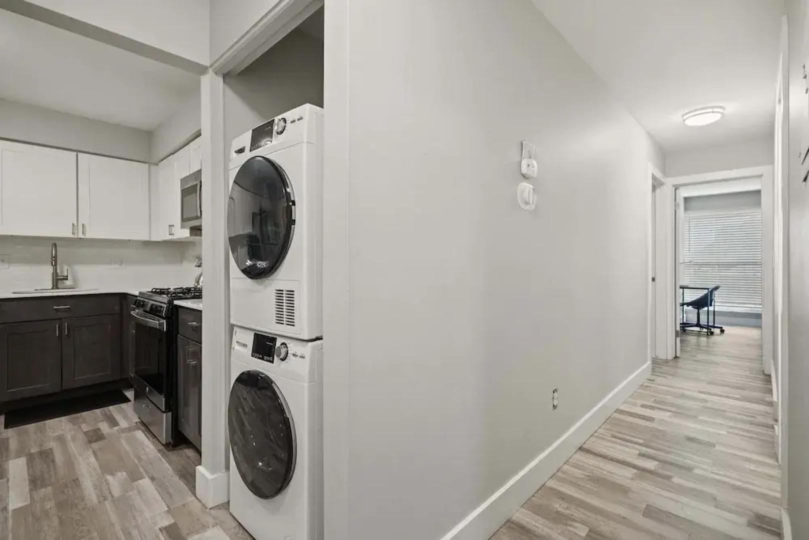 Beautiful 2BR 2BA Apartment With Modern Design