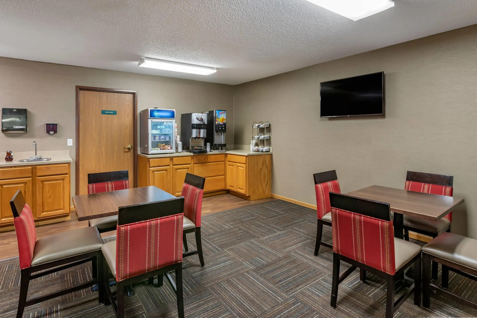 Comfort Inn Dyersville Near Field of Dreams