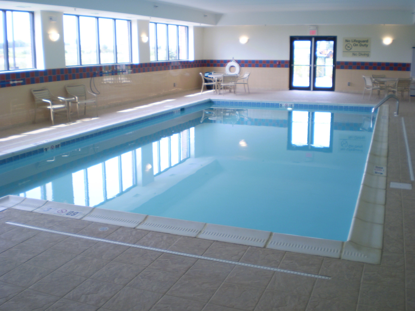 Hampton Inn & Suites Madisonville