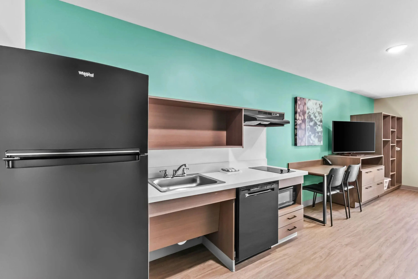 ECHO Suites Extended Stay by Wyndham Sterling