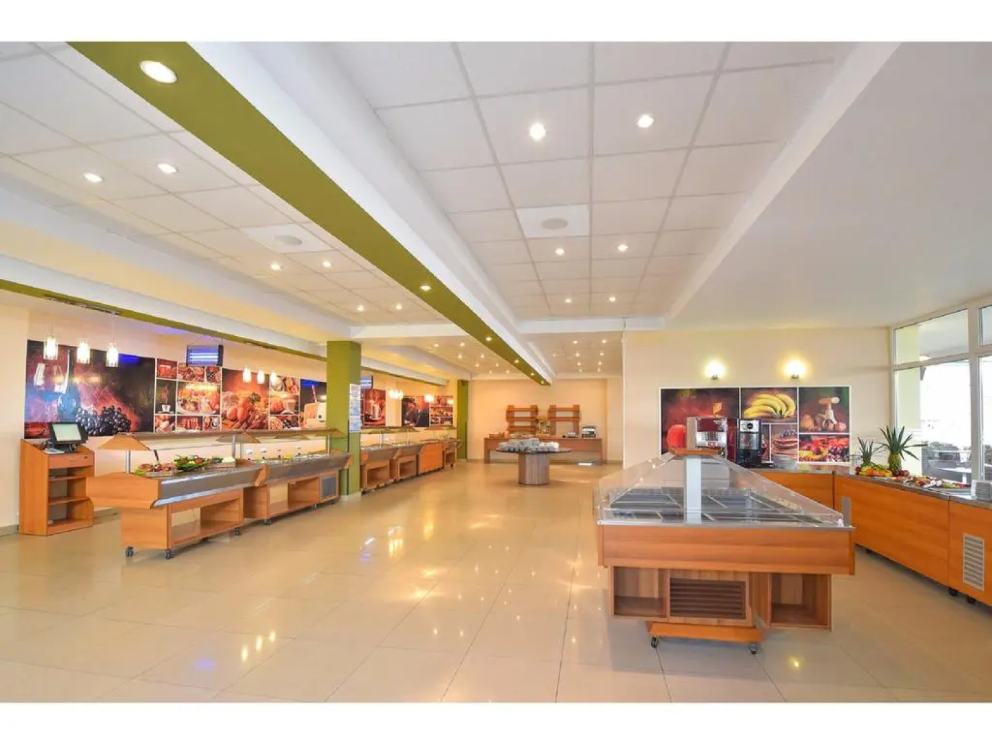 Complex Mediteranean Mamaia