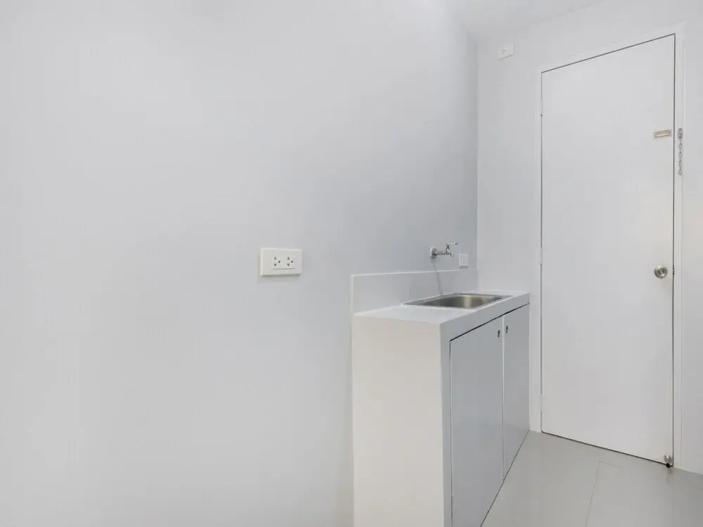 OYO 515 Finnex Hotel (Vaccinated Staff)