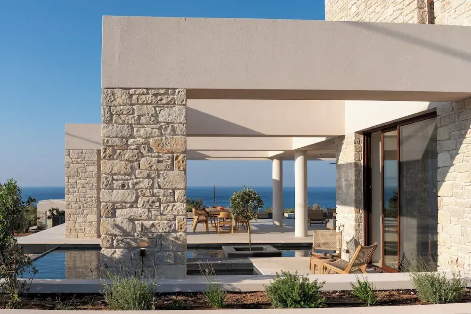 Seanatra Luxury Villas