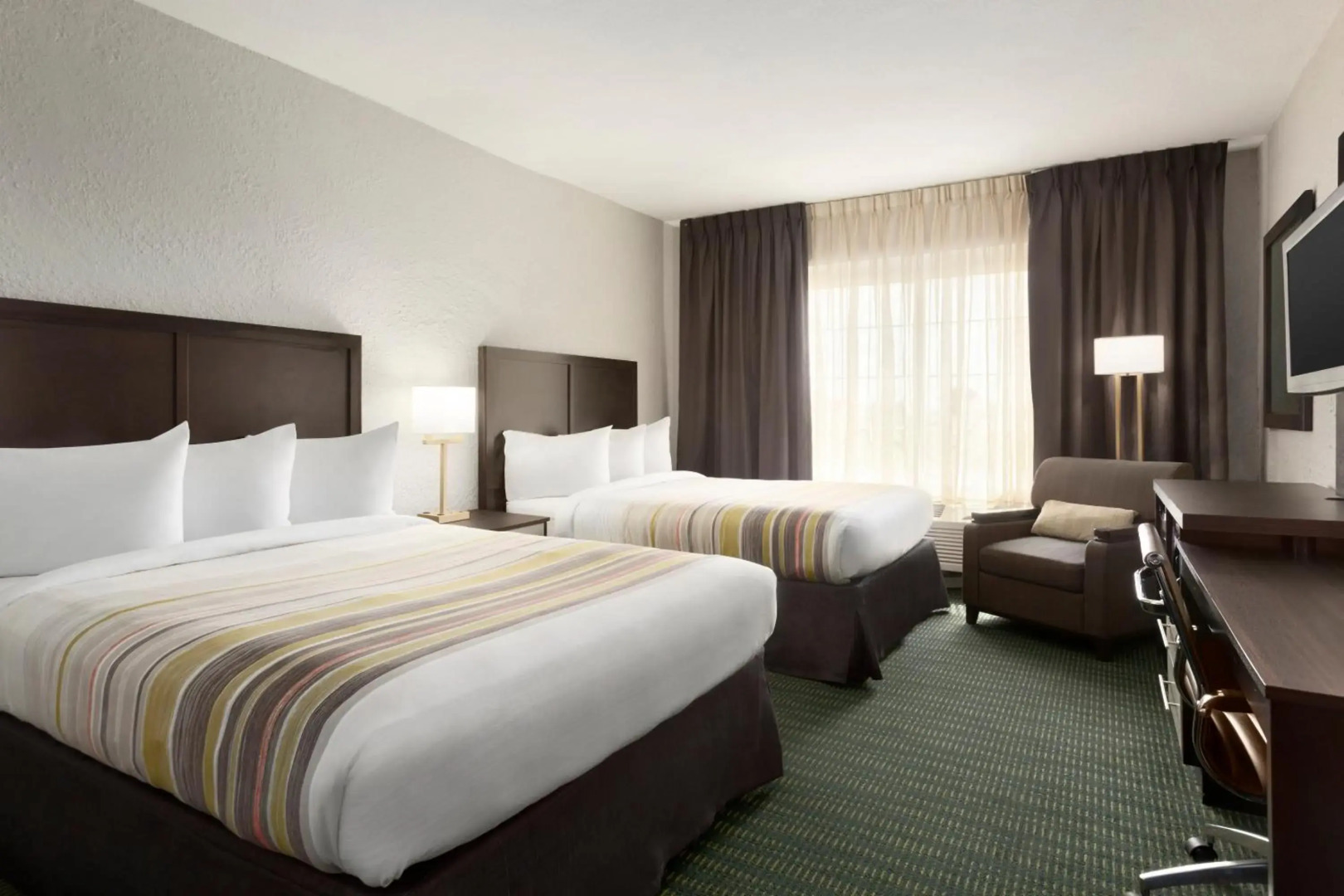 Flamingo inn and suites