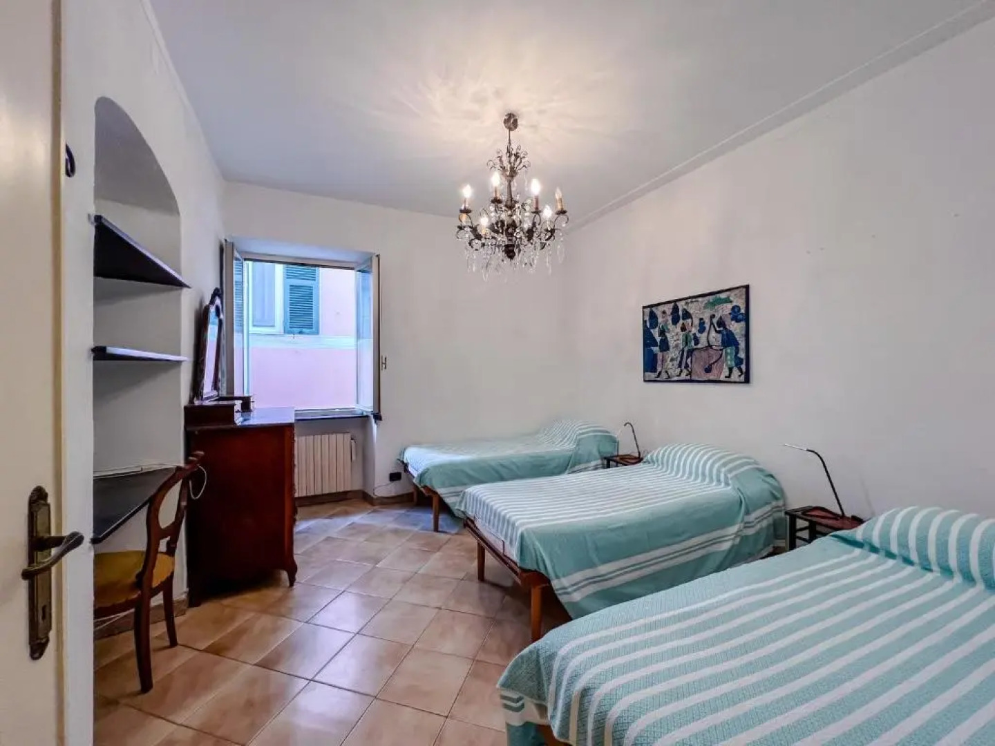 Ampio Appartamento In Cogoleto A 10 Mt Dal Mare