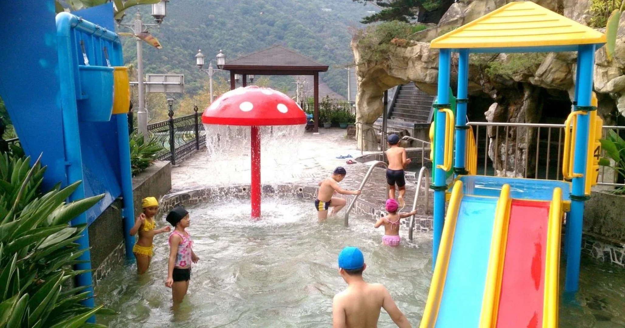 Hotel Tilun Dongpu Spa