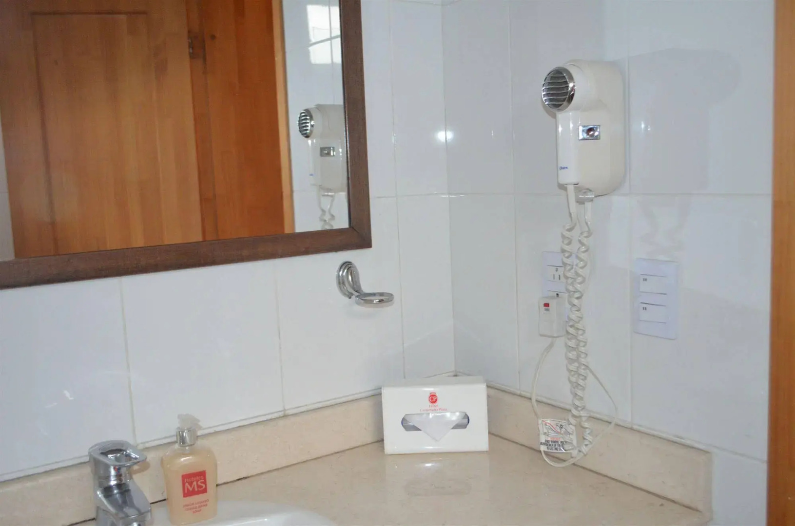 Basic Hotel Centenario by Hoteles MS