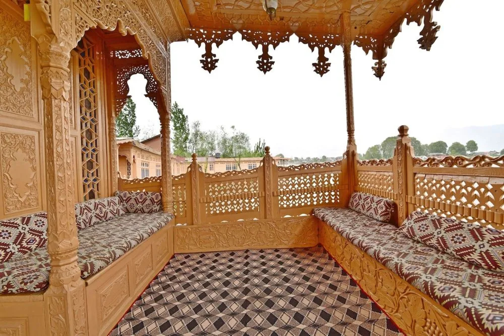 Inshallah Houseboats
