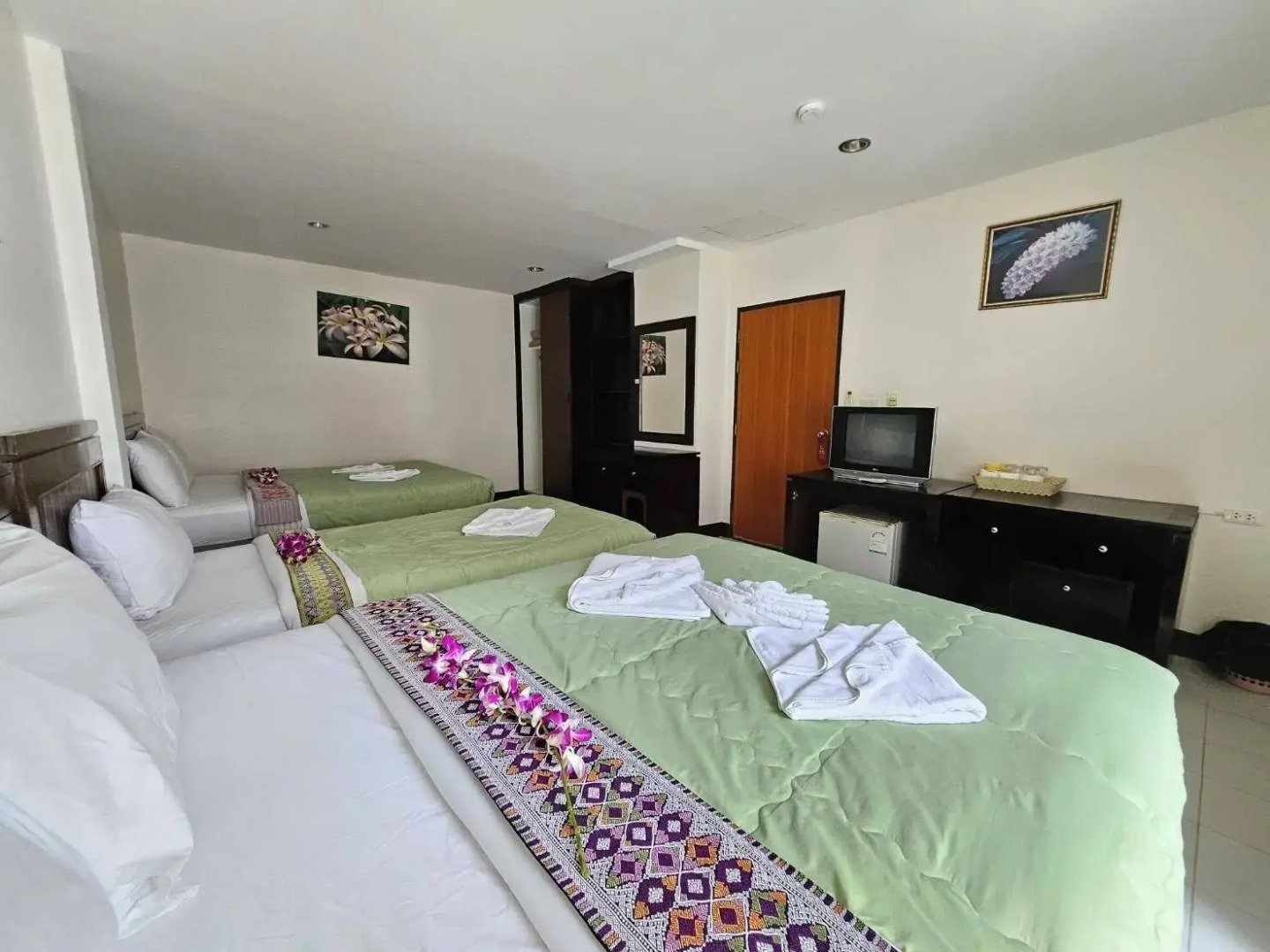 Patong Moon Inn Guesthouse