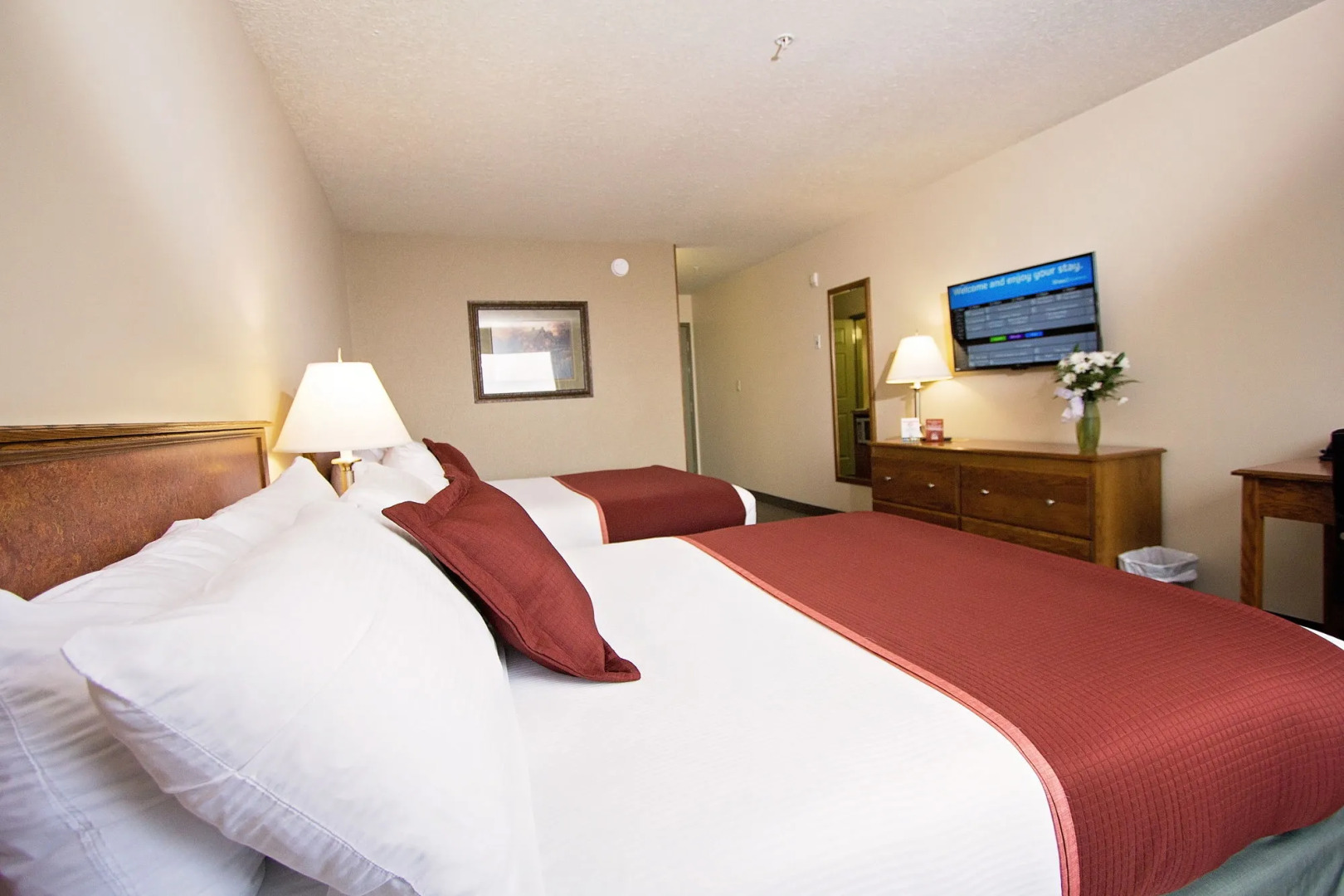 Service Plus Inns & Suites Drayton Valley