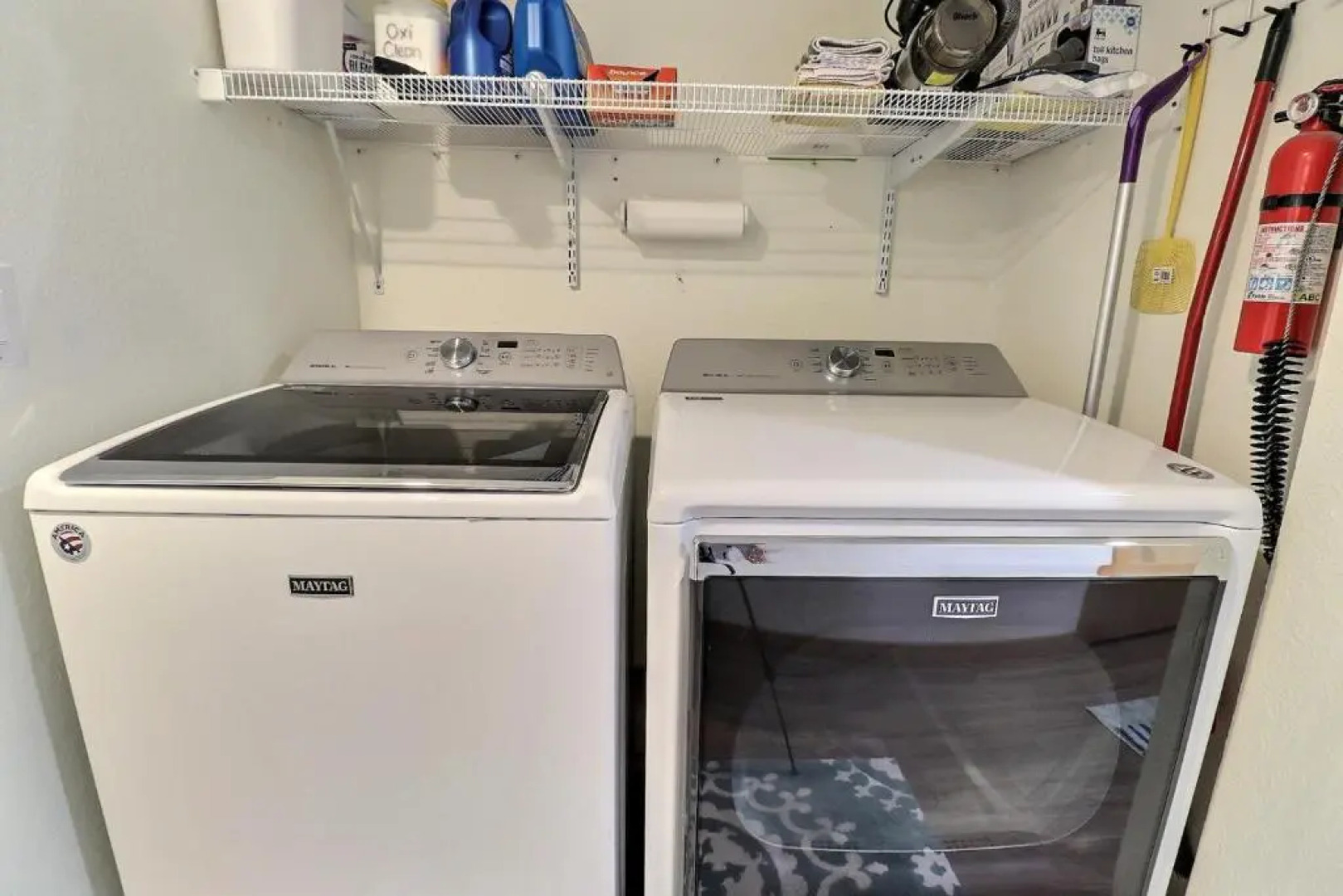 6061 - Bark O Lounge