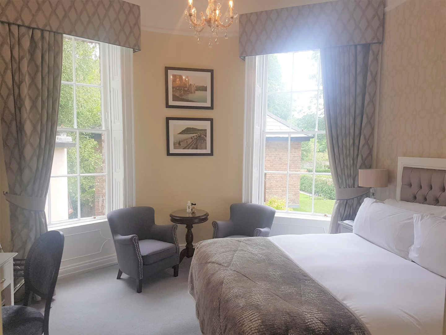 Stauntons on the Green