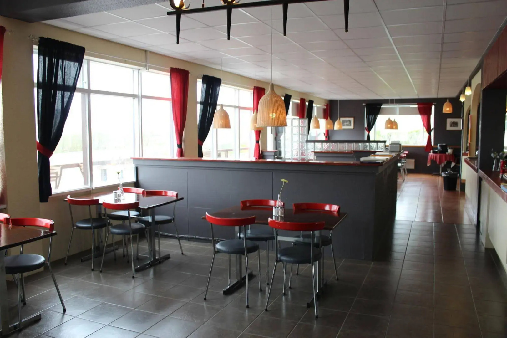 North West Restaurant & Guesthouse