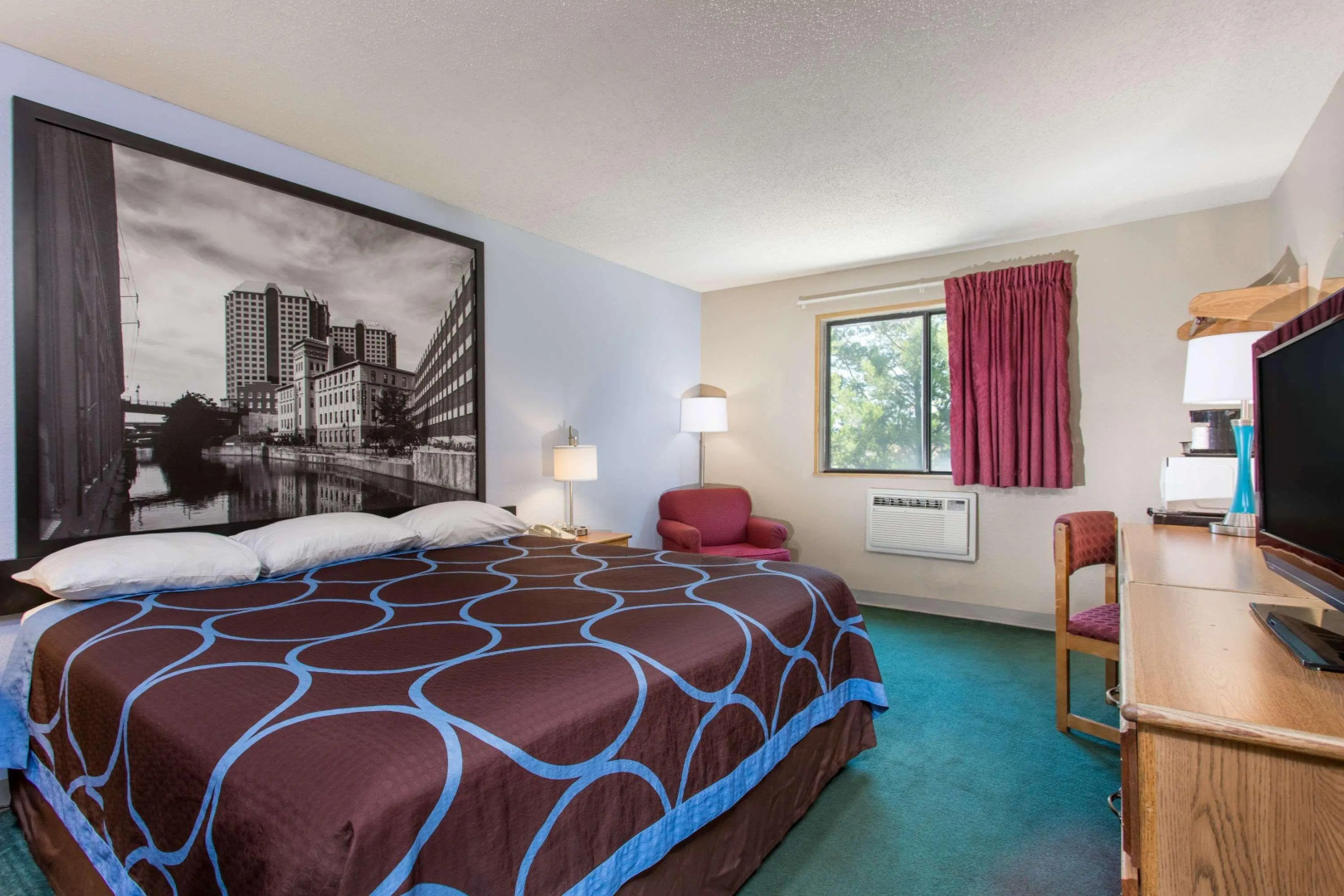 Super 8 by Wyndham Farmville