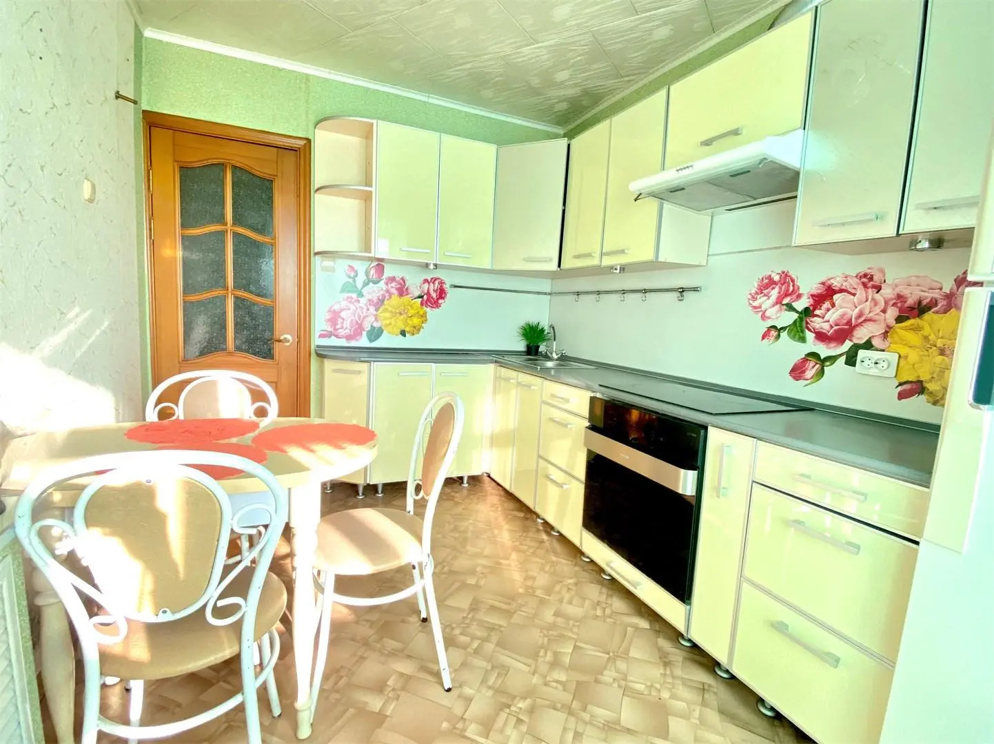 ApartLand (АпартЛэнд) на проспекте Первостроителей