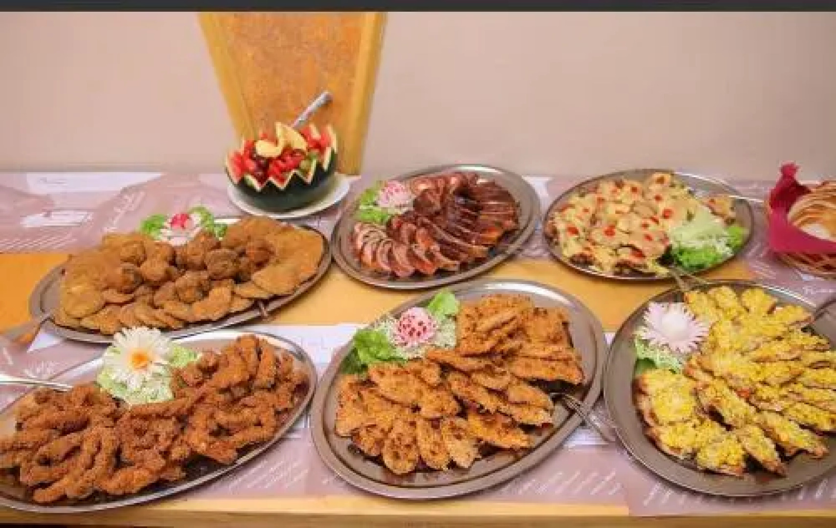 Roadside Restaurant & Caffe Bar