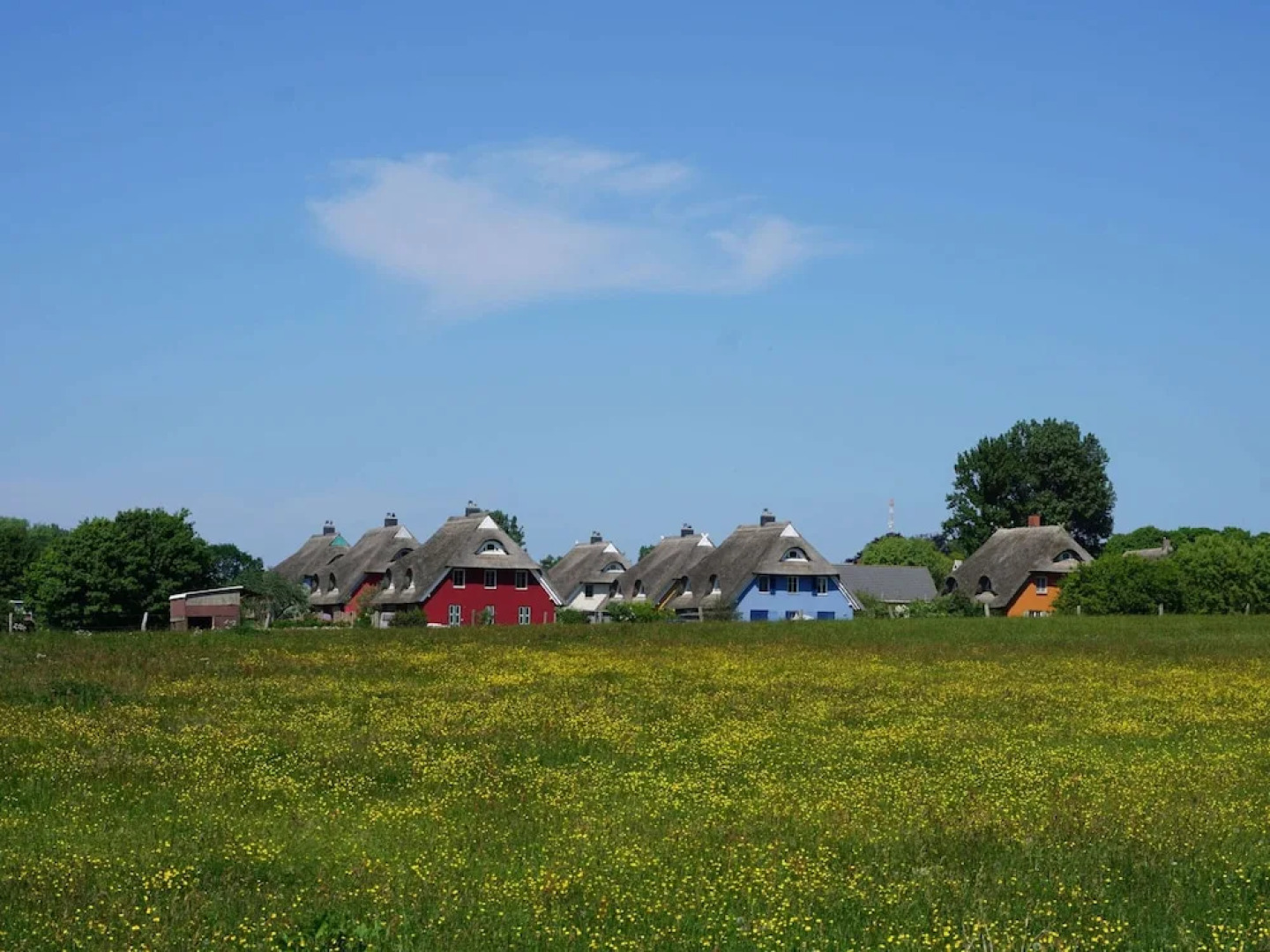 Geraeumige Ferienwohnung mit Garten