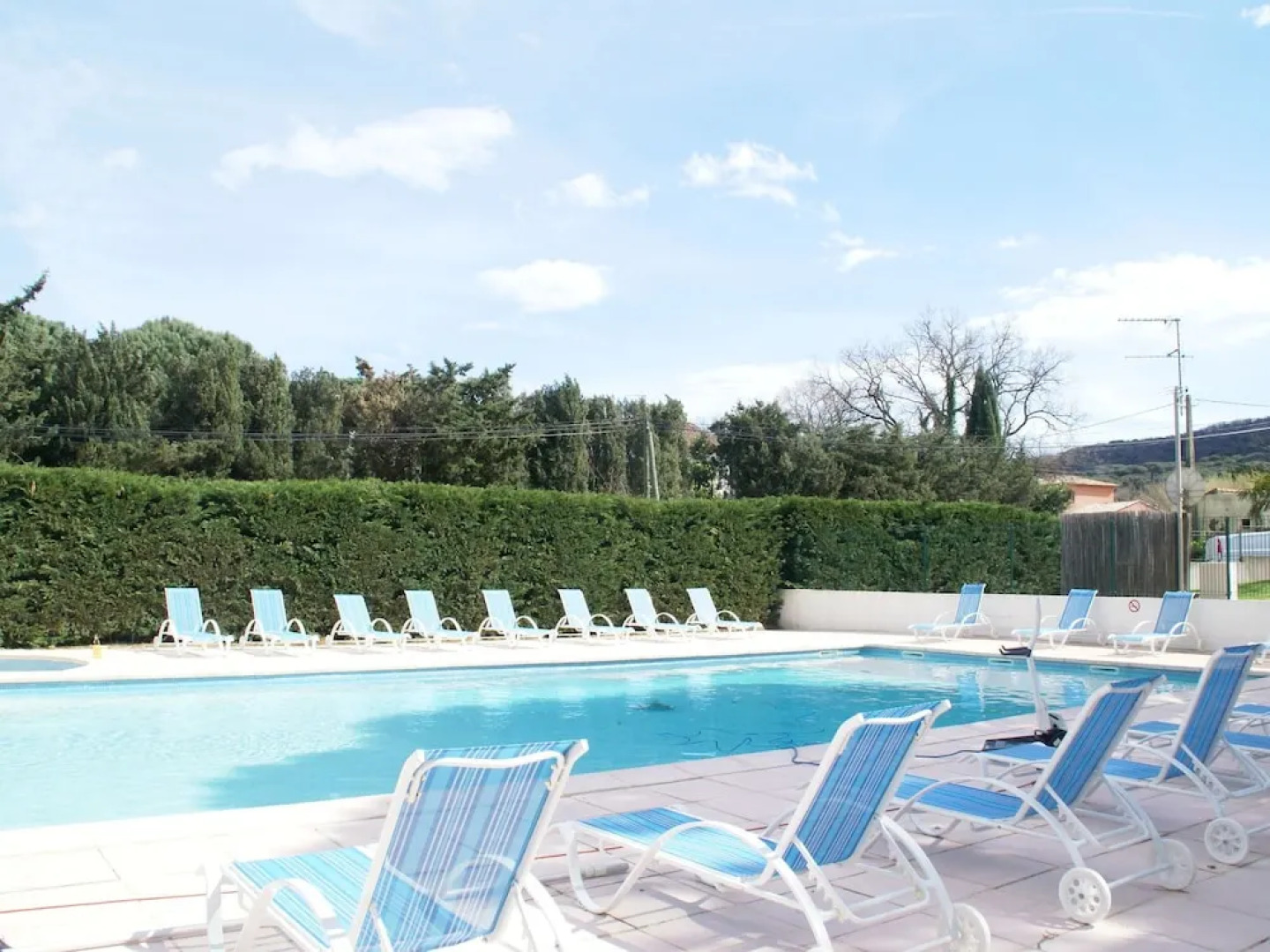 Comfortable apartment with dishwasher and AC, beach at 300 m