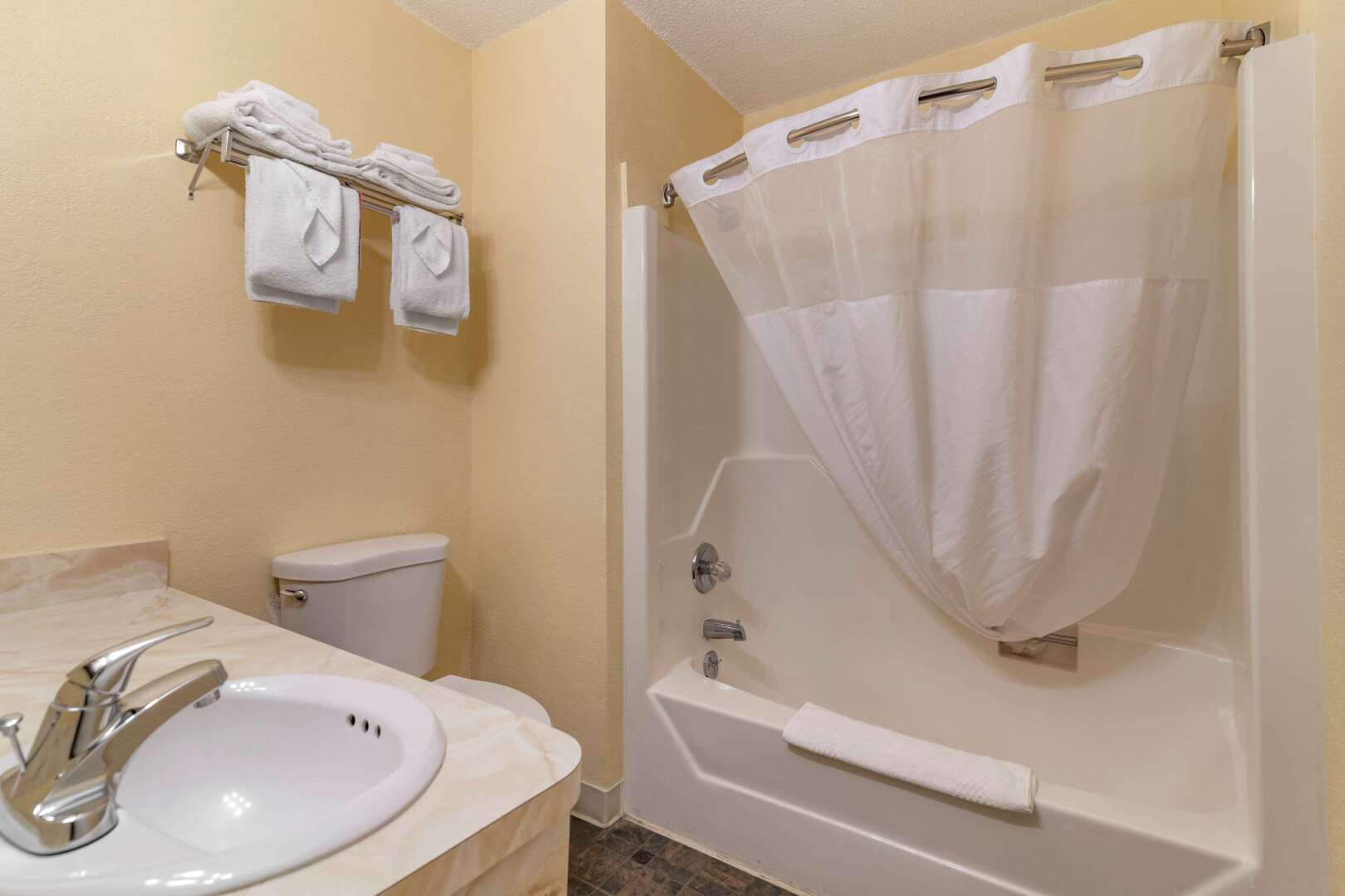 Rodeway Inn Lake George Outlets