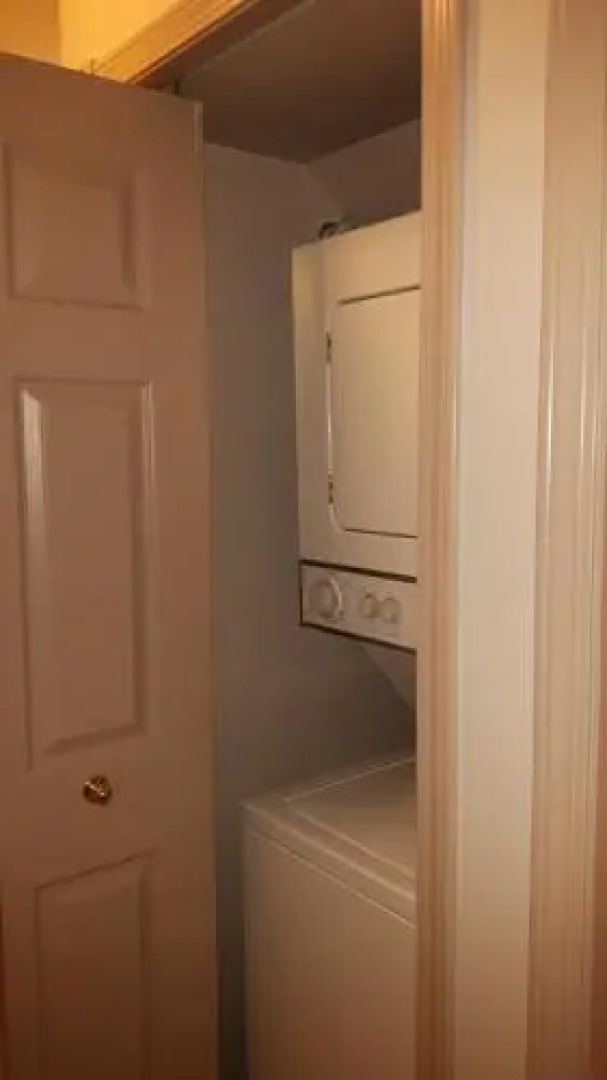 Kirton Suite - 1 Bed / 1 Bath Condo