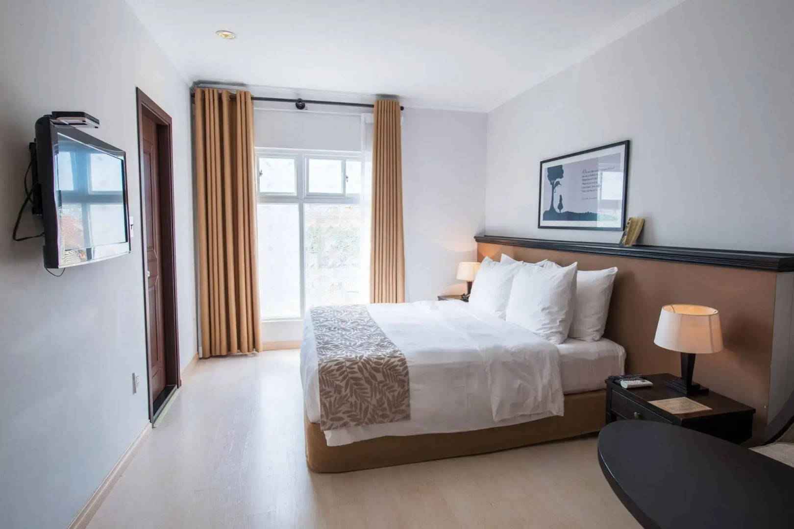 The Alcove Library Hotel