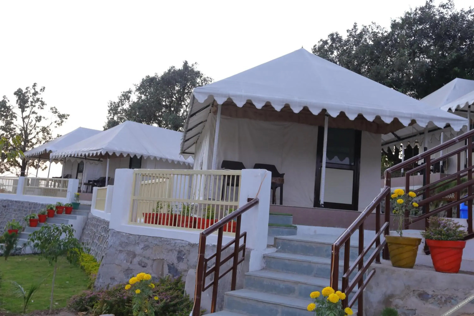 Charekh Food & Forest Resort