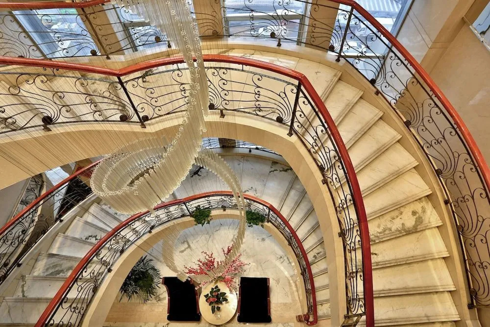 Morgan International Hotel