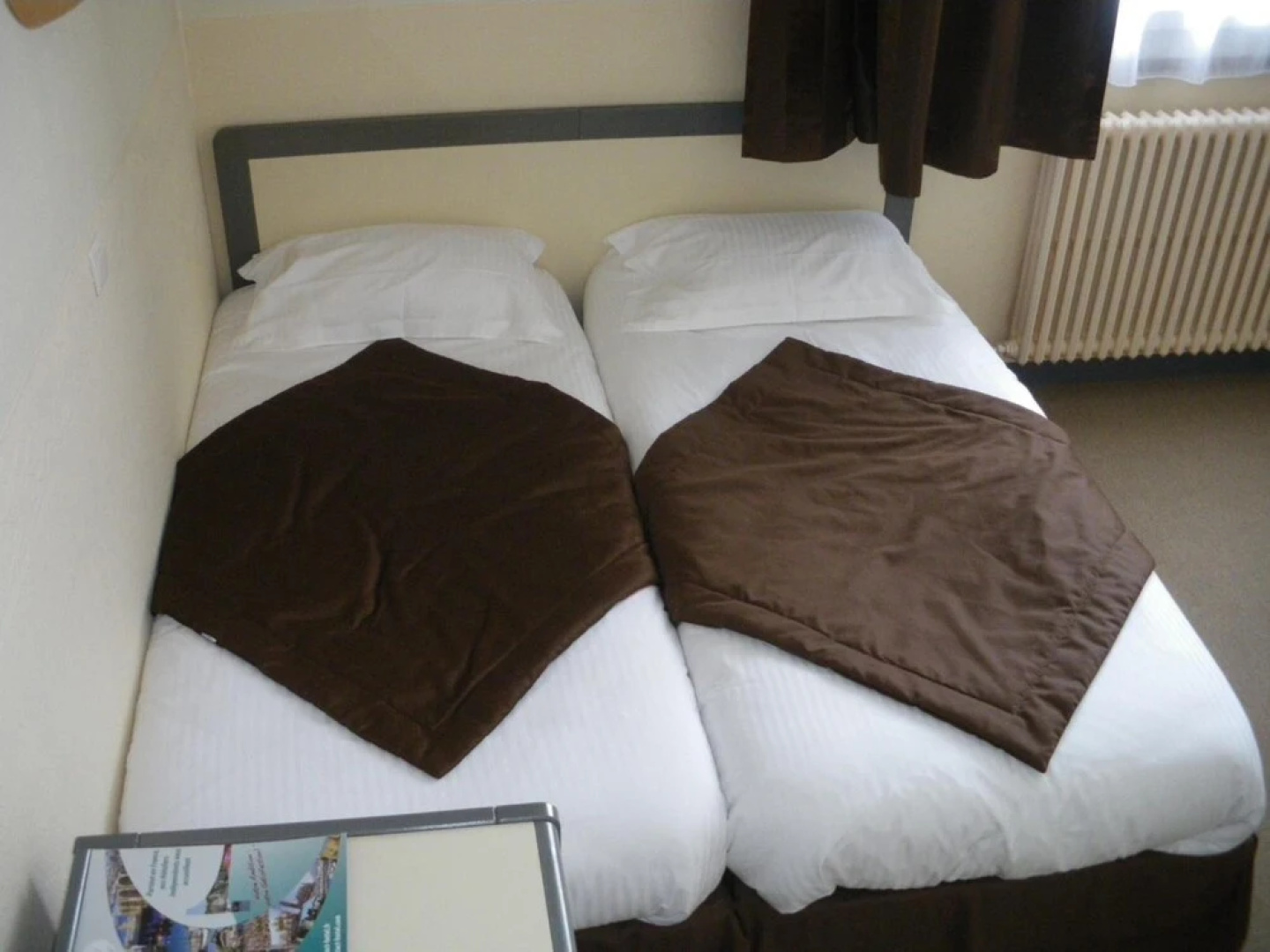 Hotel Continental - Contact Hotel