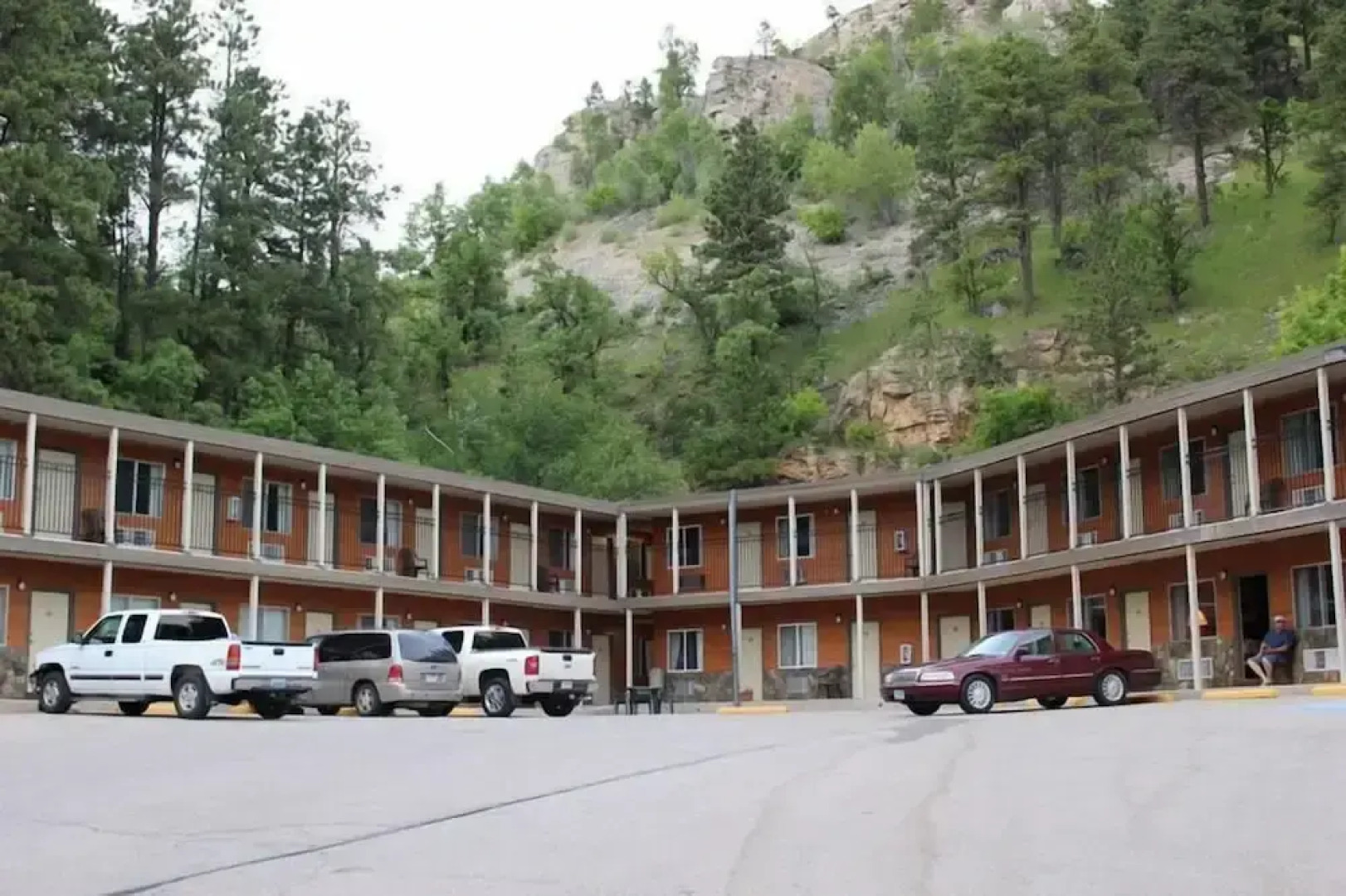 Deadwood Station Bunkhouse
