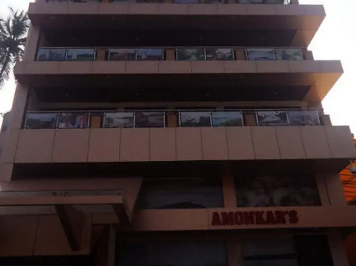 Hotel Amonkars