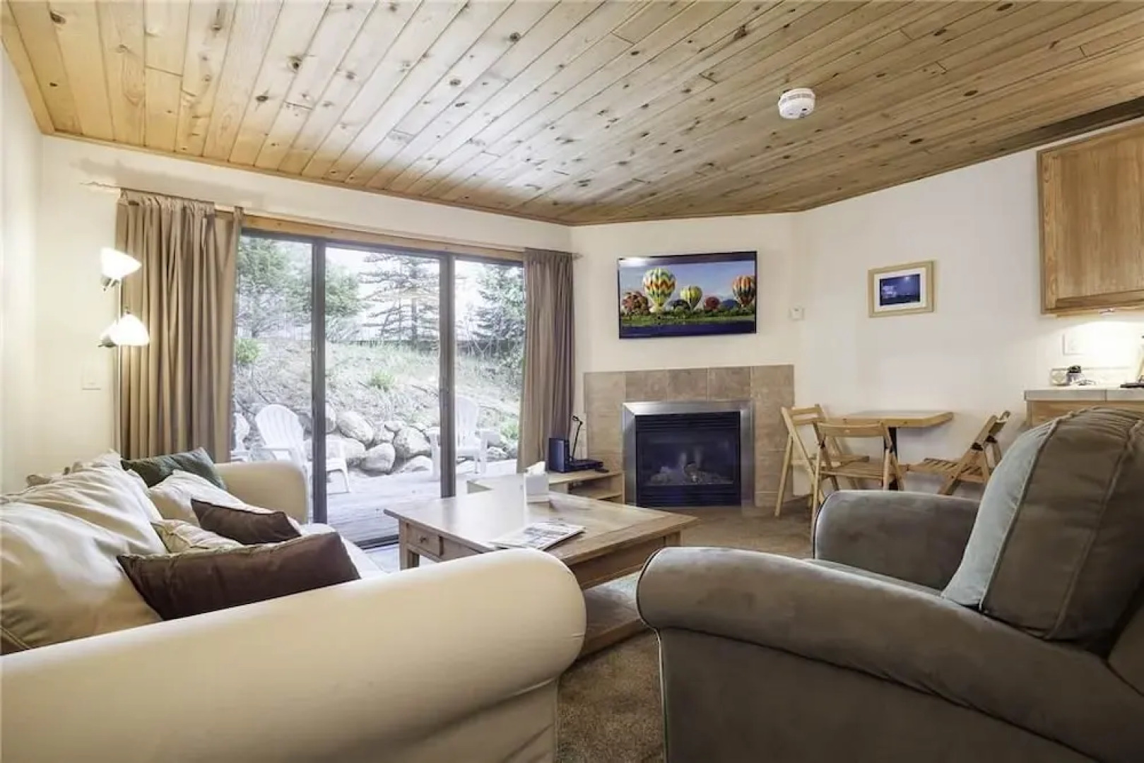 Scandinavian Lodge and Condominiums