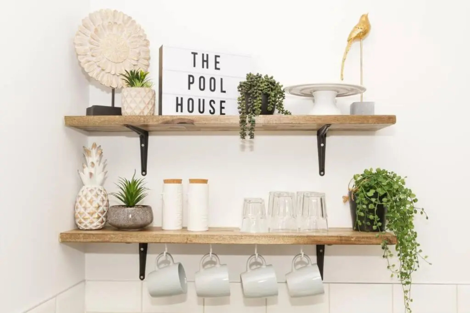 The Pool House, Romantic Country, King Bed