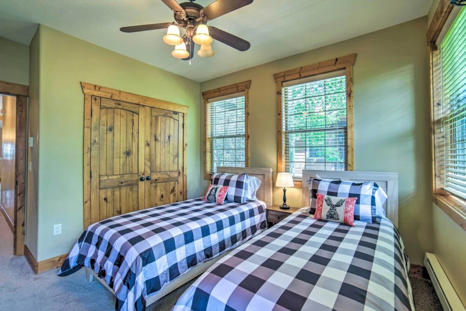 Cozy Driggs Condo ~ 40 Mi to Grand Teton NP!