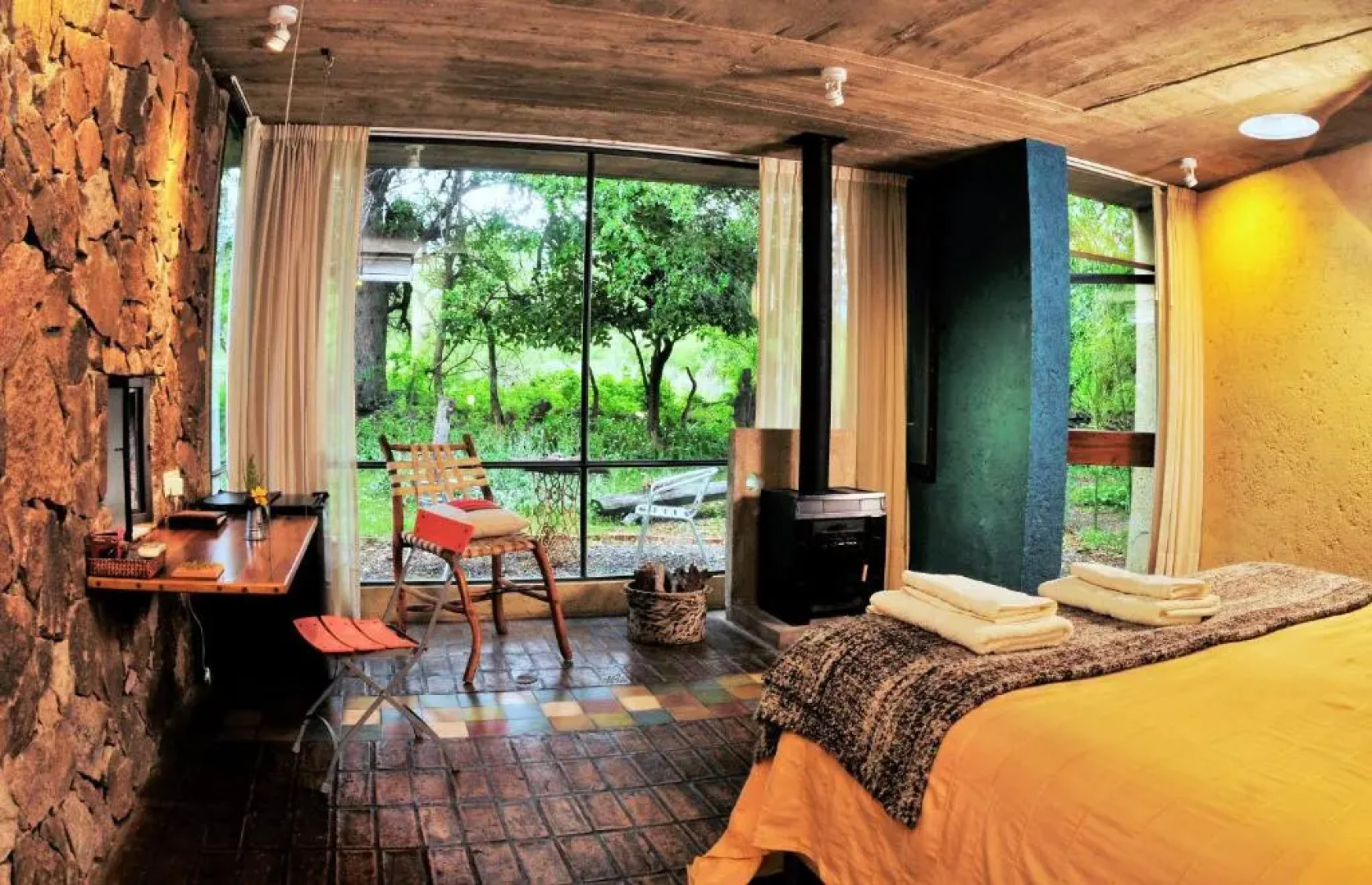 Cuatrovientos Hostería