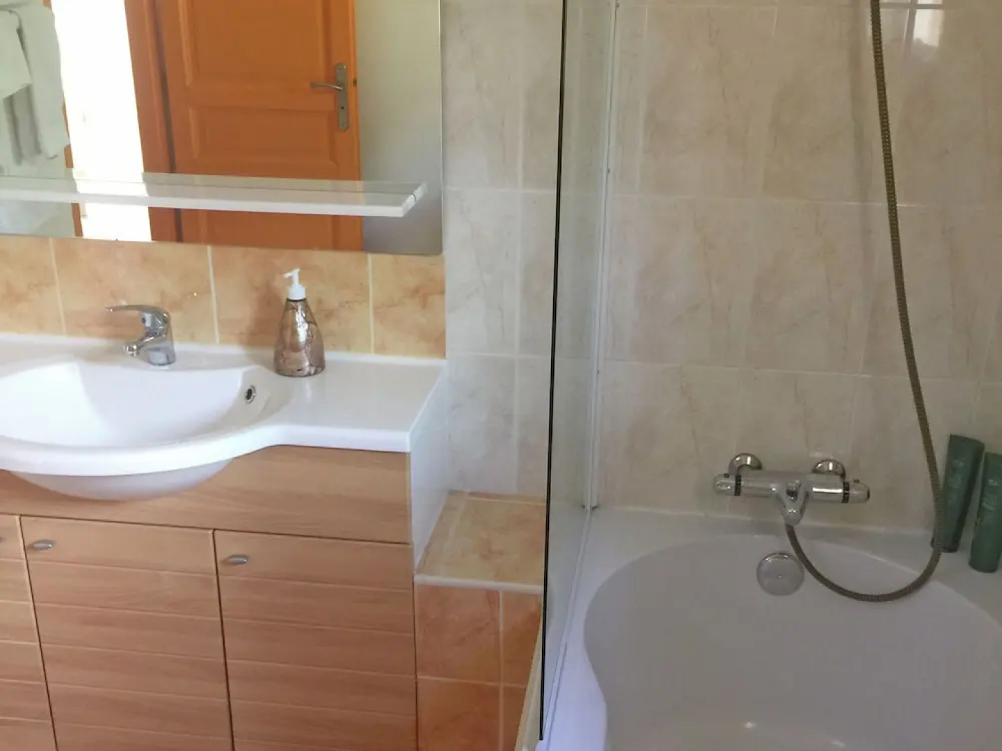 Comfortable Holiday Home in Flayosc With Private Garden