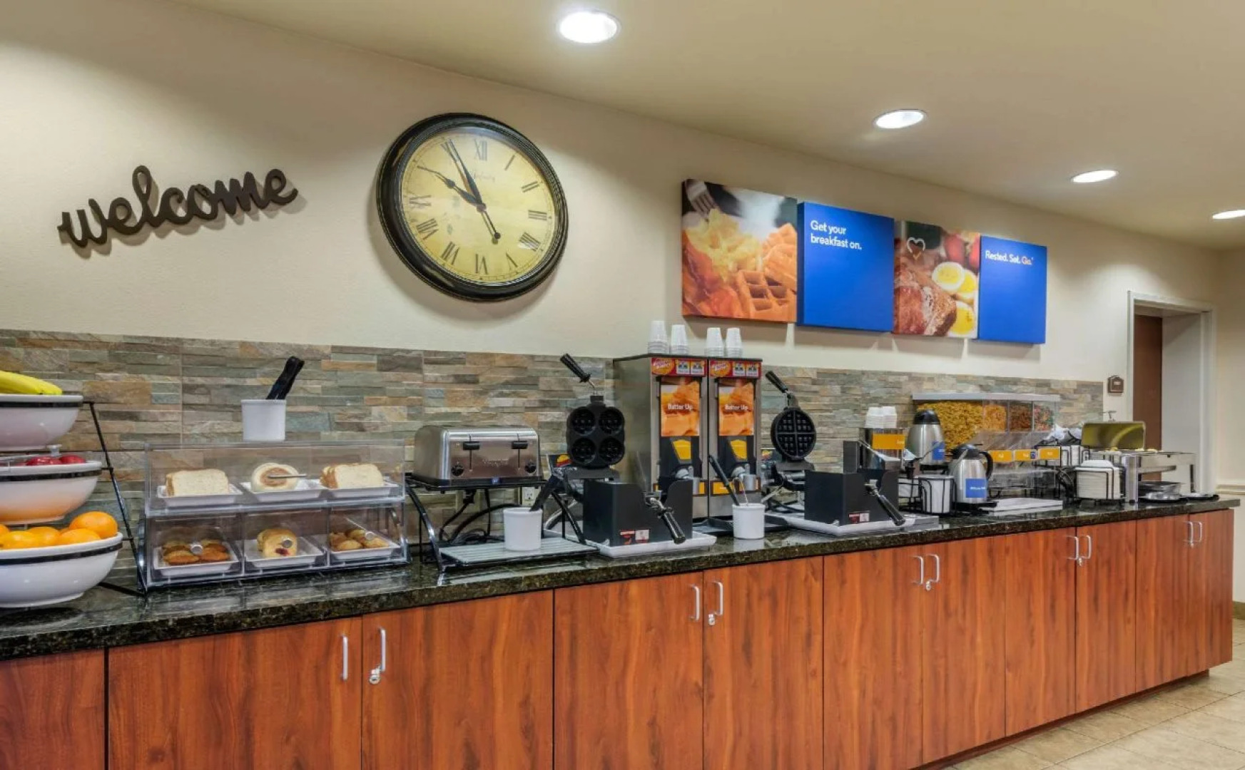 Comfort Inn & Suites Fort Myers Airport