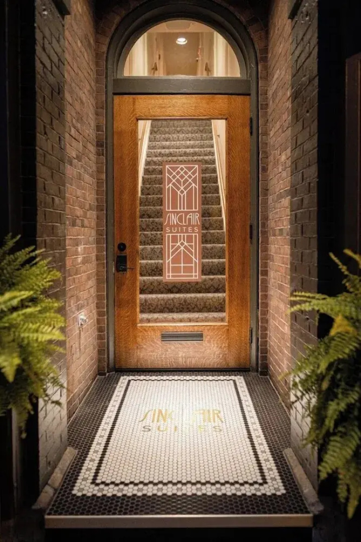 Sinclair Suites