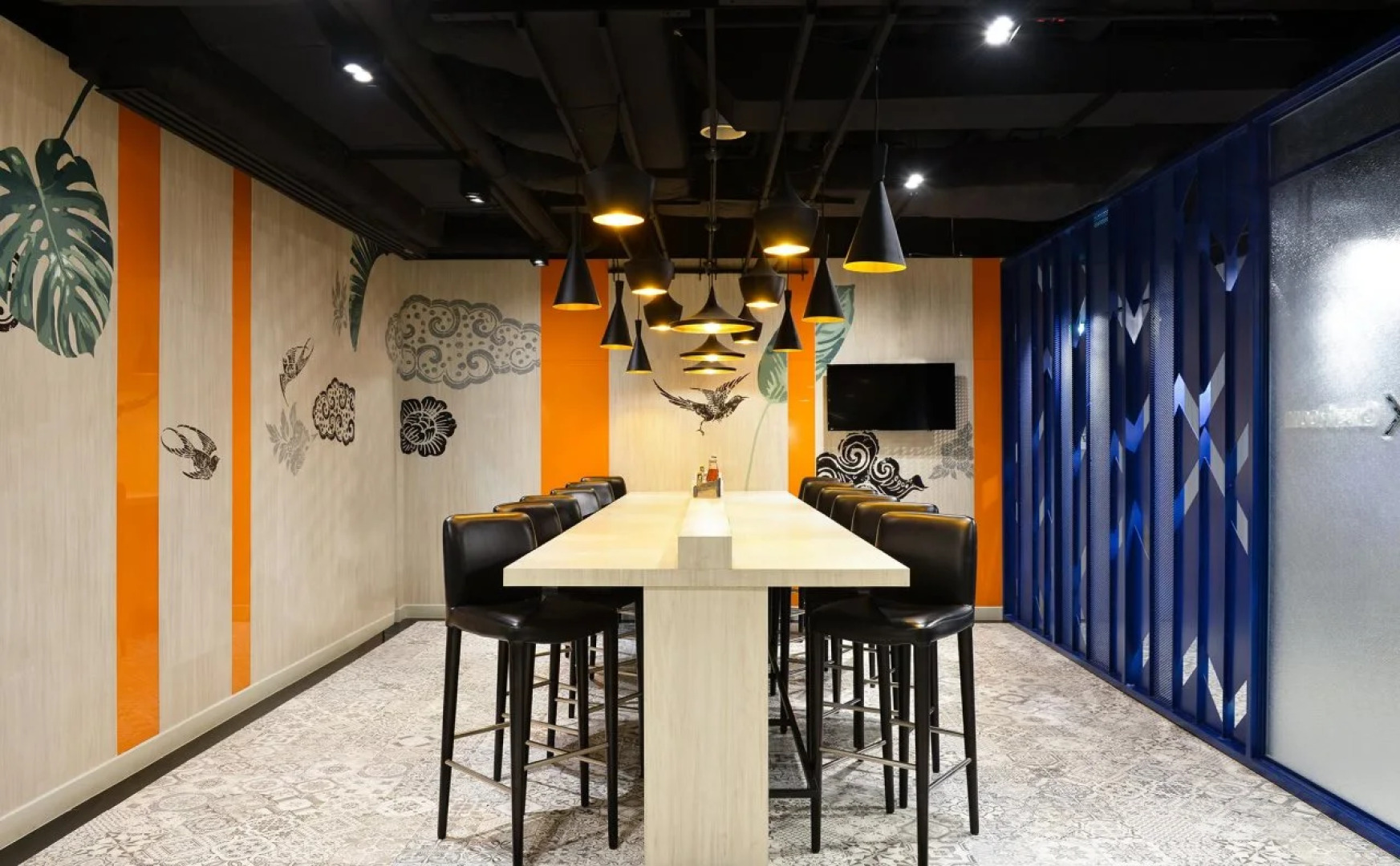 Holiday Inn Express Bangkok Sukhumvit 11 by IHG