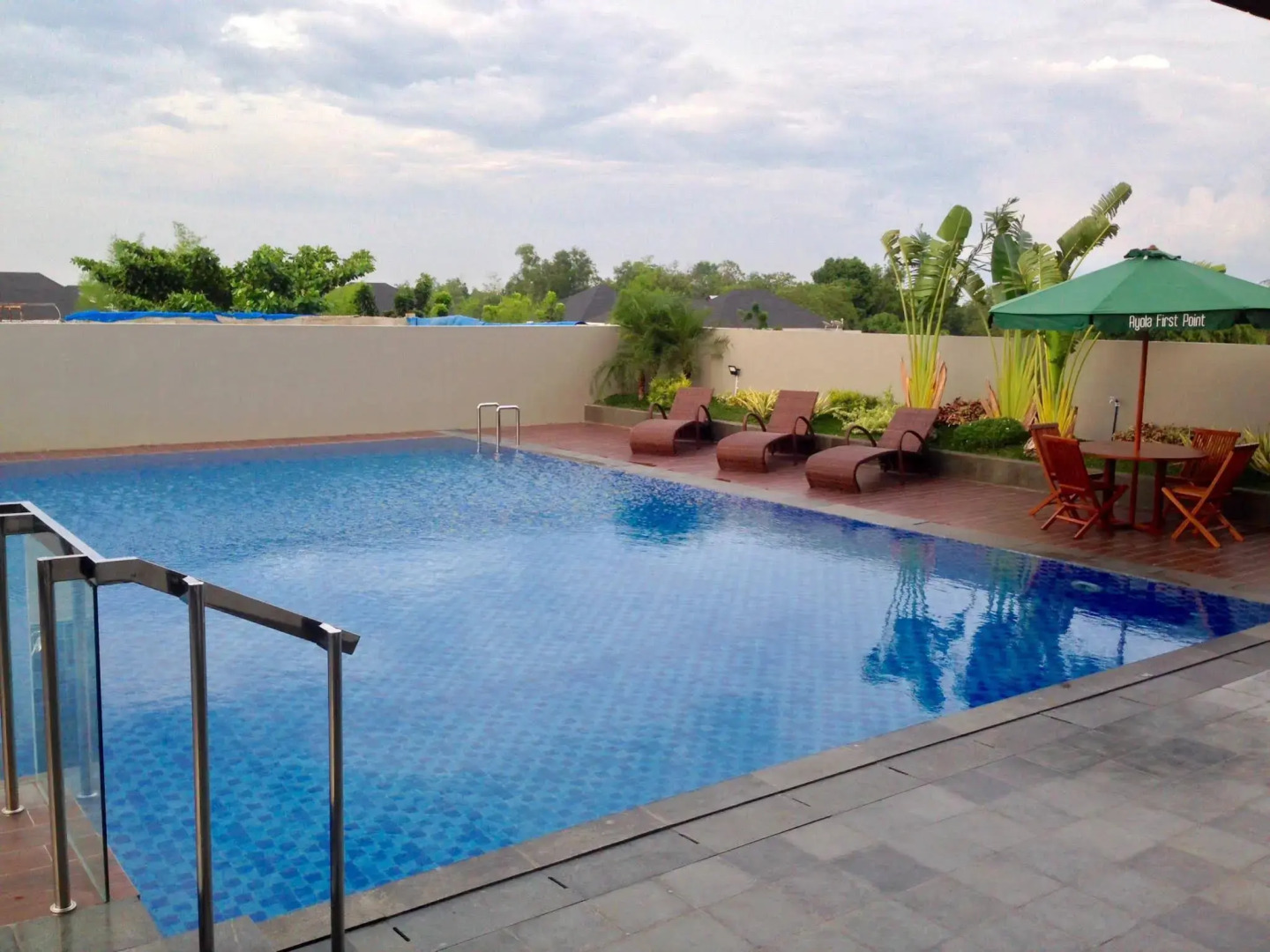 Ayola First Point Hotel Pekanbaru