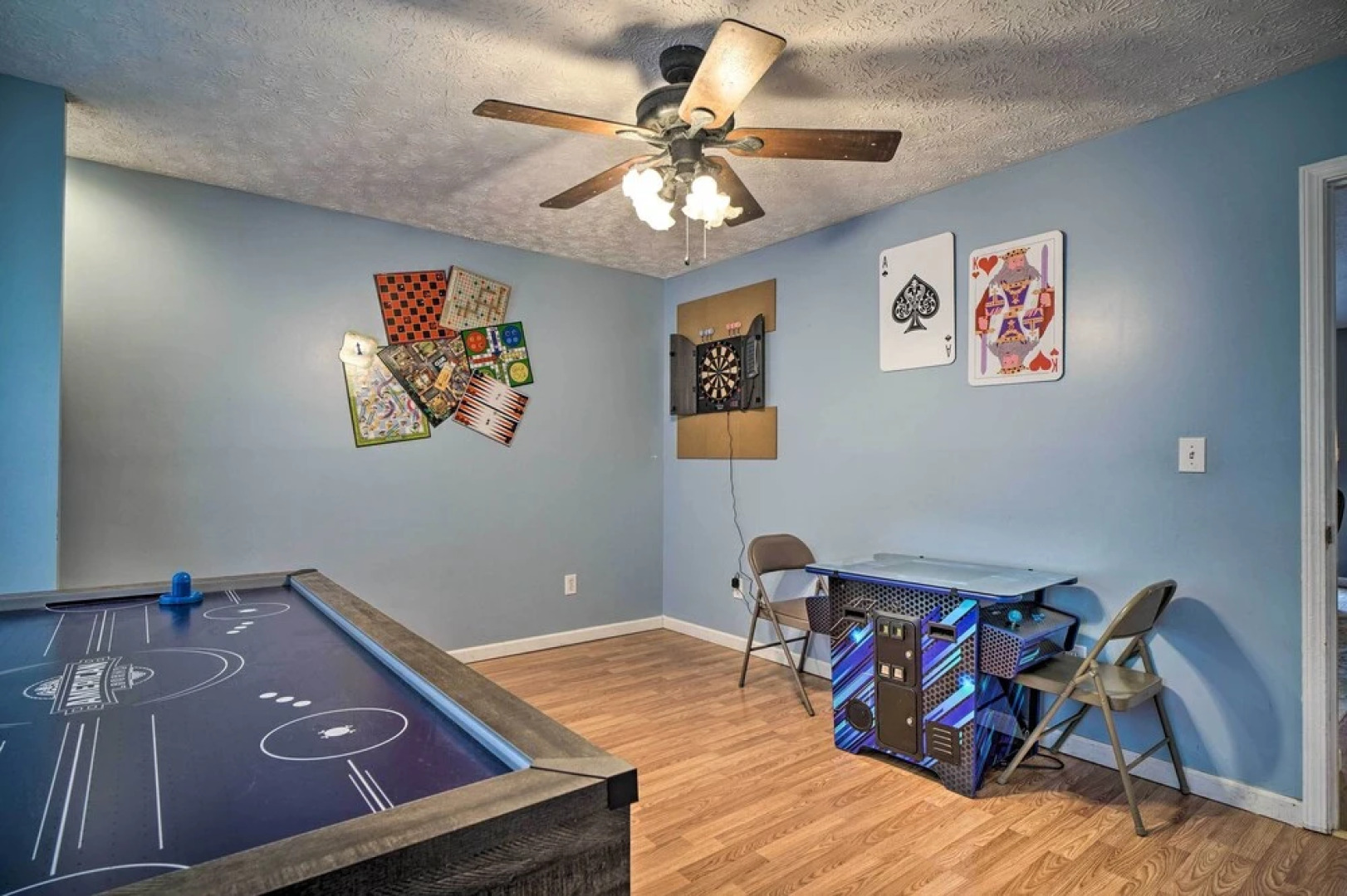 Charming 'hideaway Haven' Near Pigeon Forge!