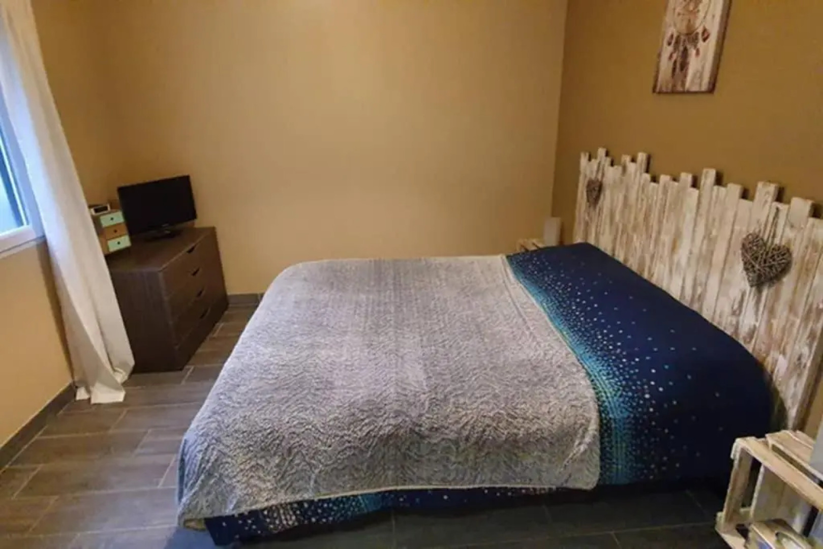 Maison avec piscine à l'orée de la forêt