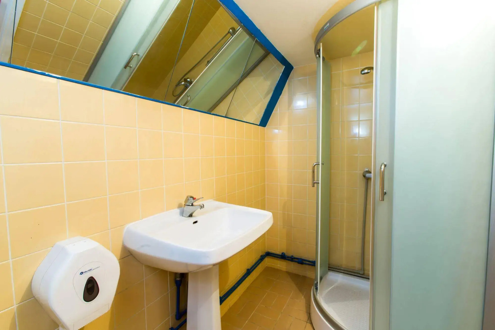 Tallinn Old Town Hostel - Alur