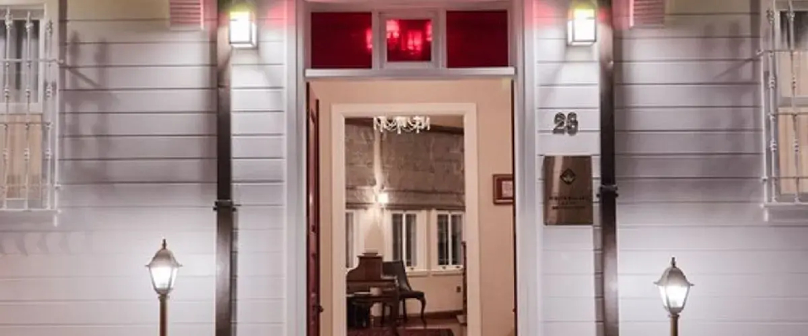 White Palace Old City Boutique Hotel