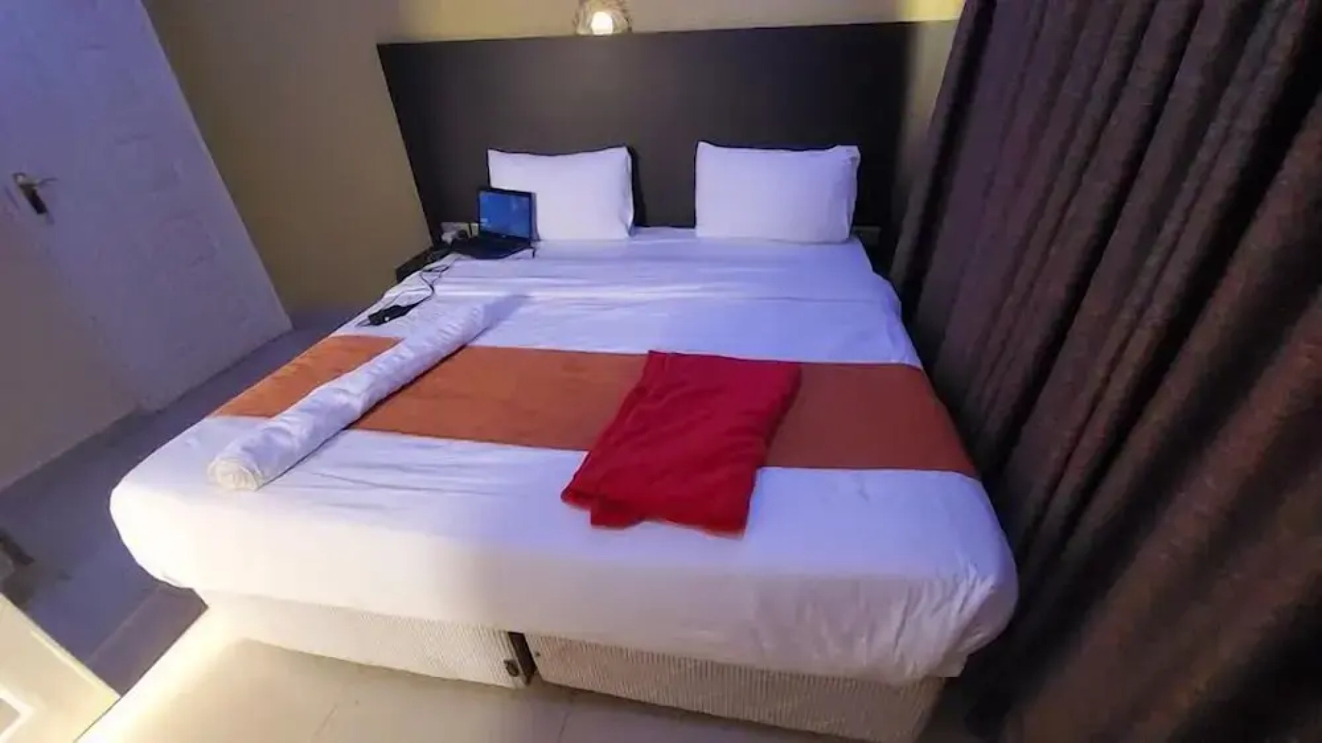 The Junction Hotel & Suites